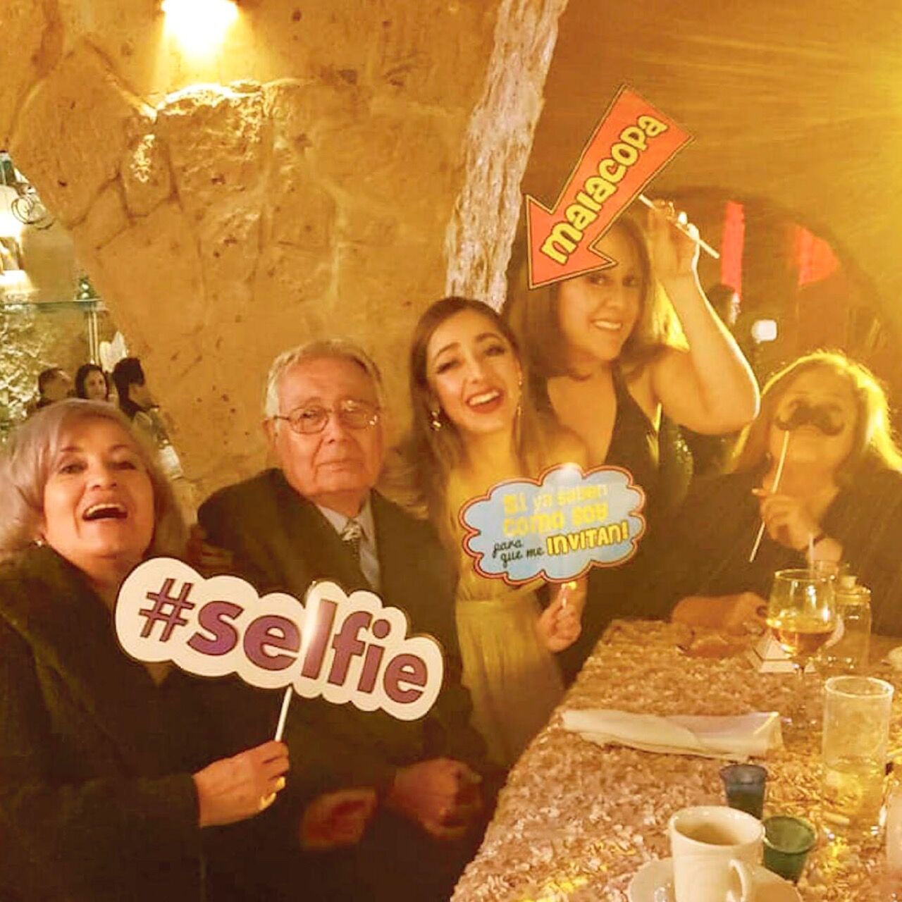 Paquete # 6  con 12 Letreros Selfie para Boda